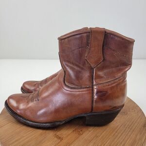 Charlie 1 Horse Y2K Western Leather Ankle Boots Womens 8B Boho Coachella Booties